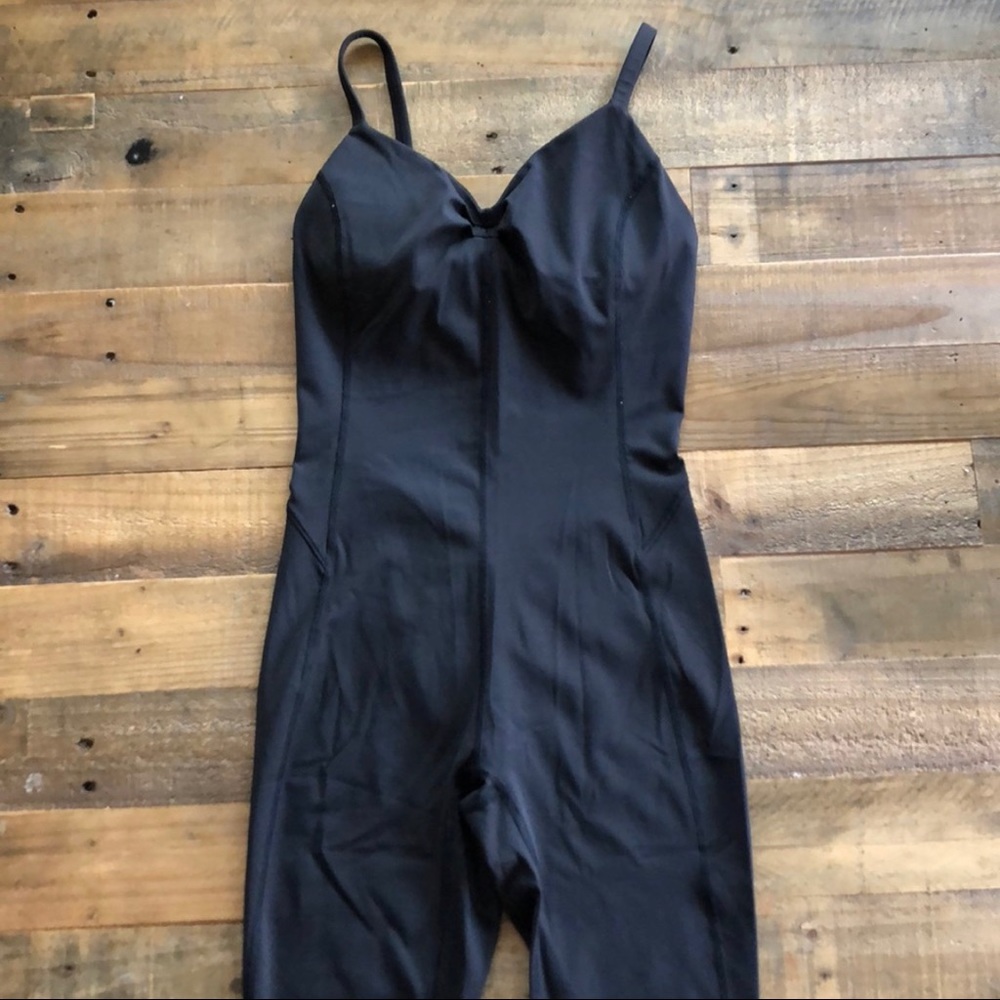 Lululemon Open Back Onesie - Wanderlust Ed. Size 6